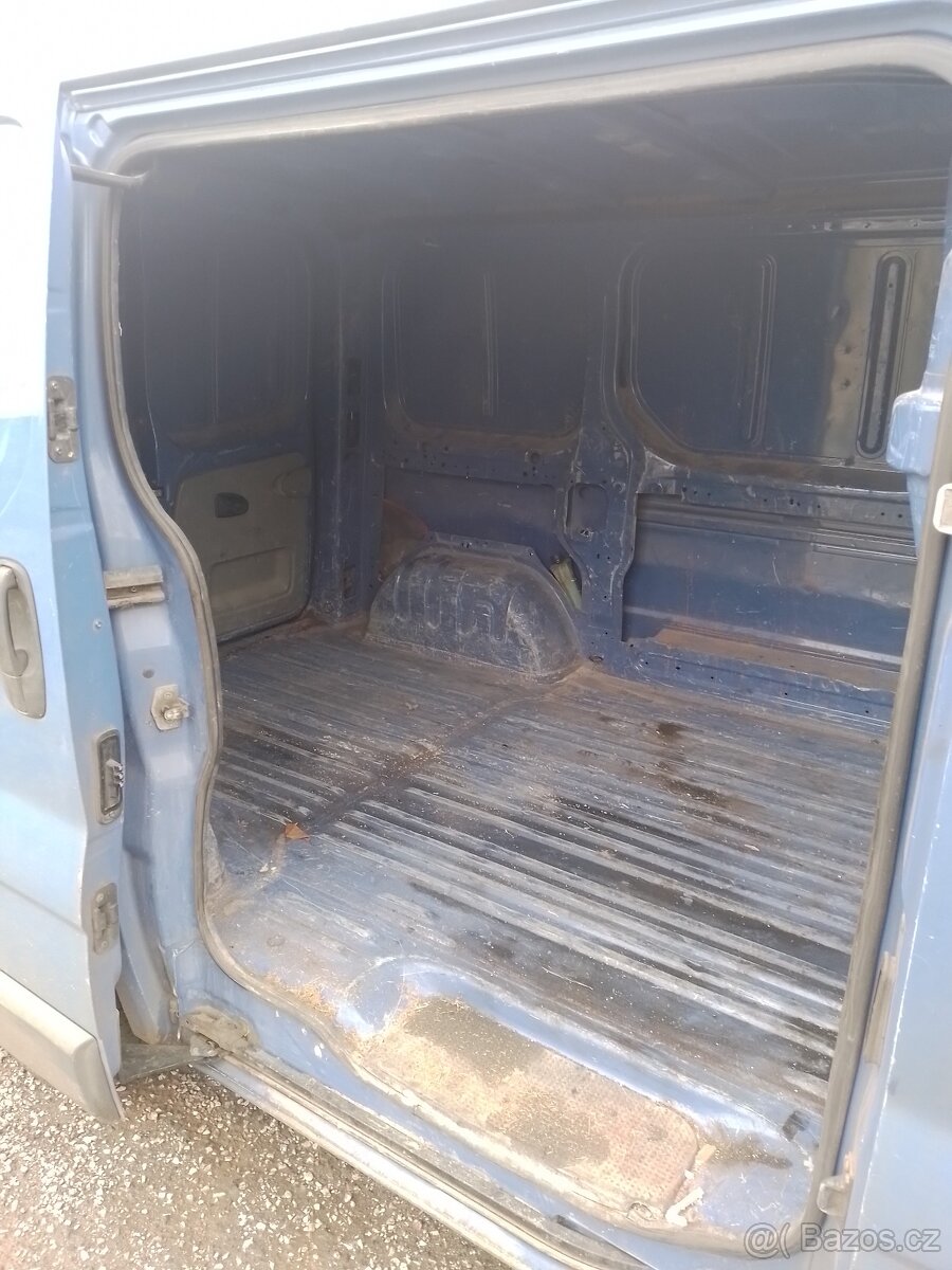 Opel Vivaro 1.9dci po rozvodech - 4