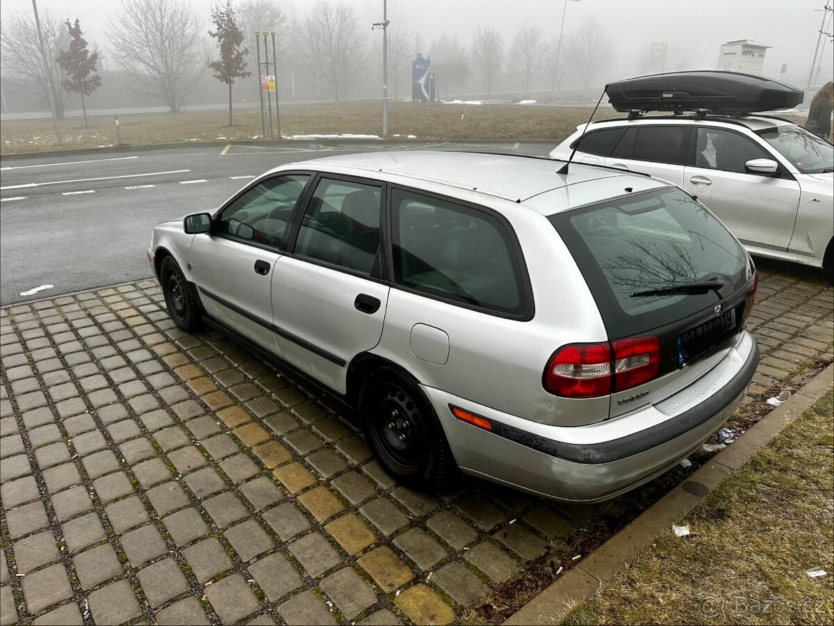 Volvo V40 1.9D - 4