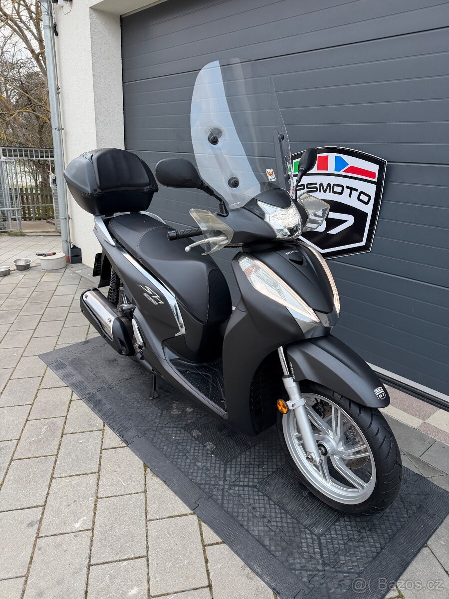 Honda Sh 300i ABS rok 2017 - 4