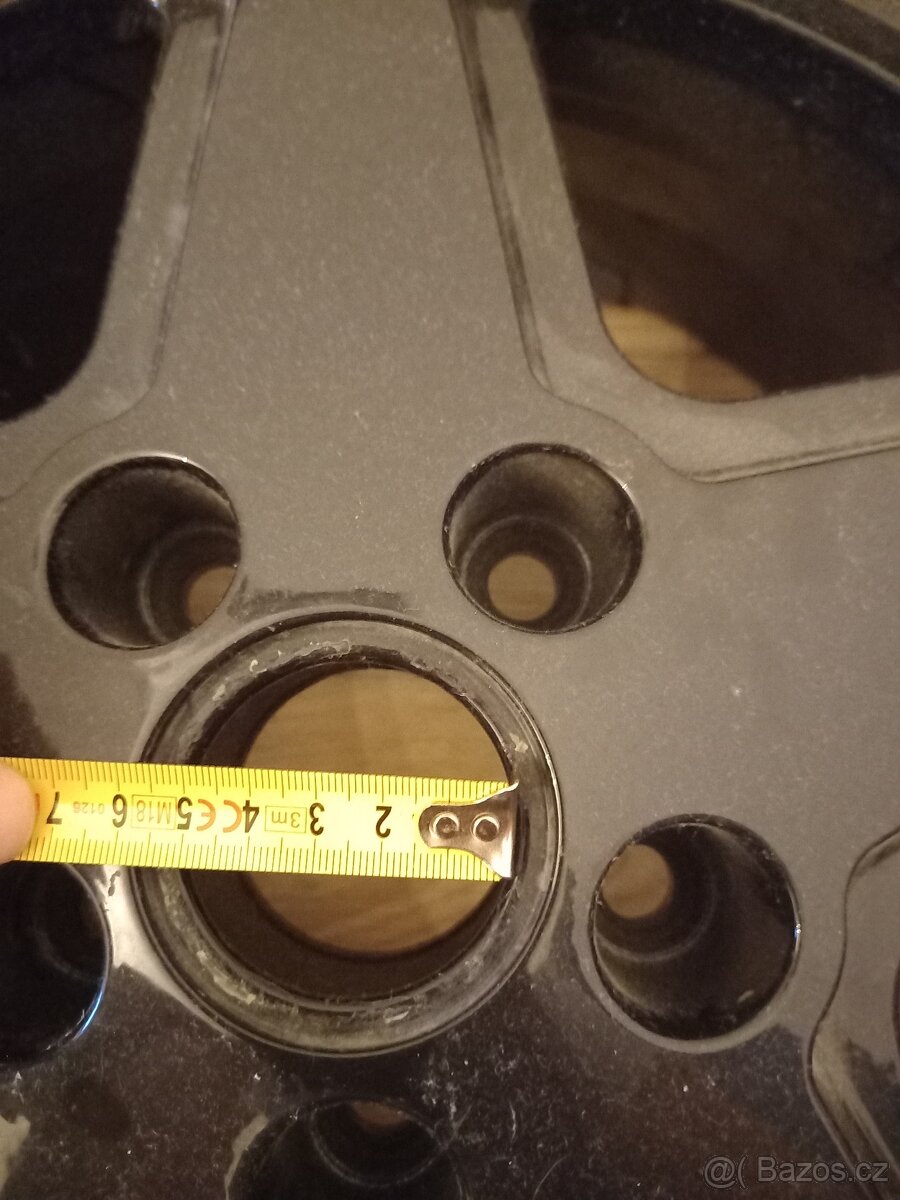 Audi S2 S4 kola R16 ET37 - 4