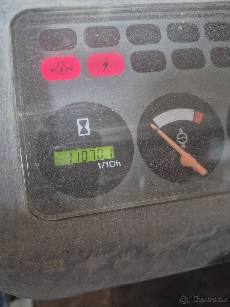 NISSAN FD25 - 4