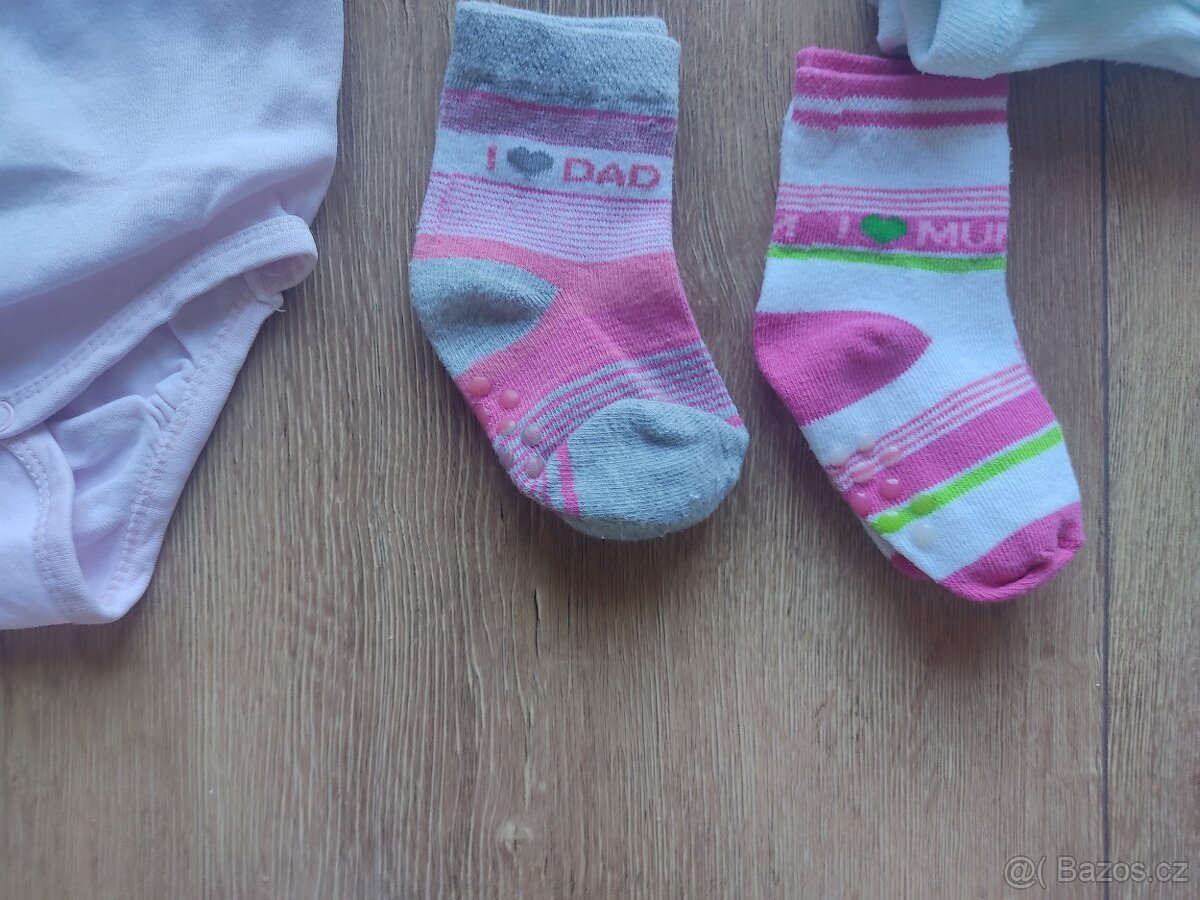 Set oblečení pro holčičku velikost 74 - 4