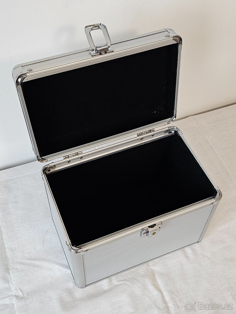 Kufr na CD/DVD nebo kosmetický kufřík - 4