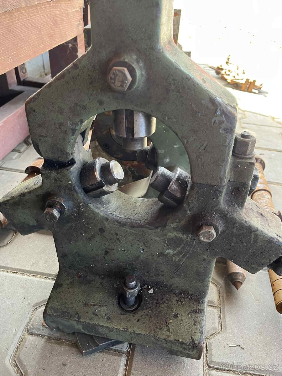 Příslušenství k soustruhu - 4