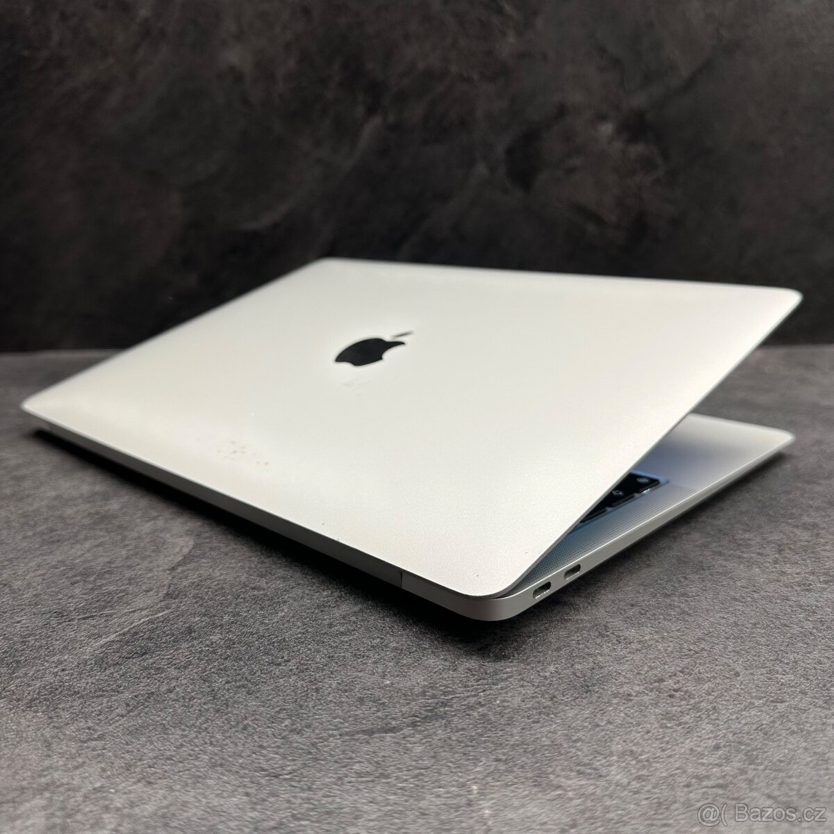 MacBook Air (8GB | M1 | 256gb | 13,3") - 4