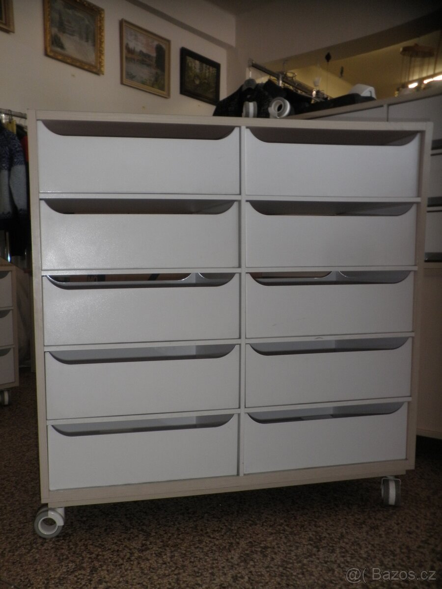 Vysoká oboustranná komoda s boxy - 4