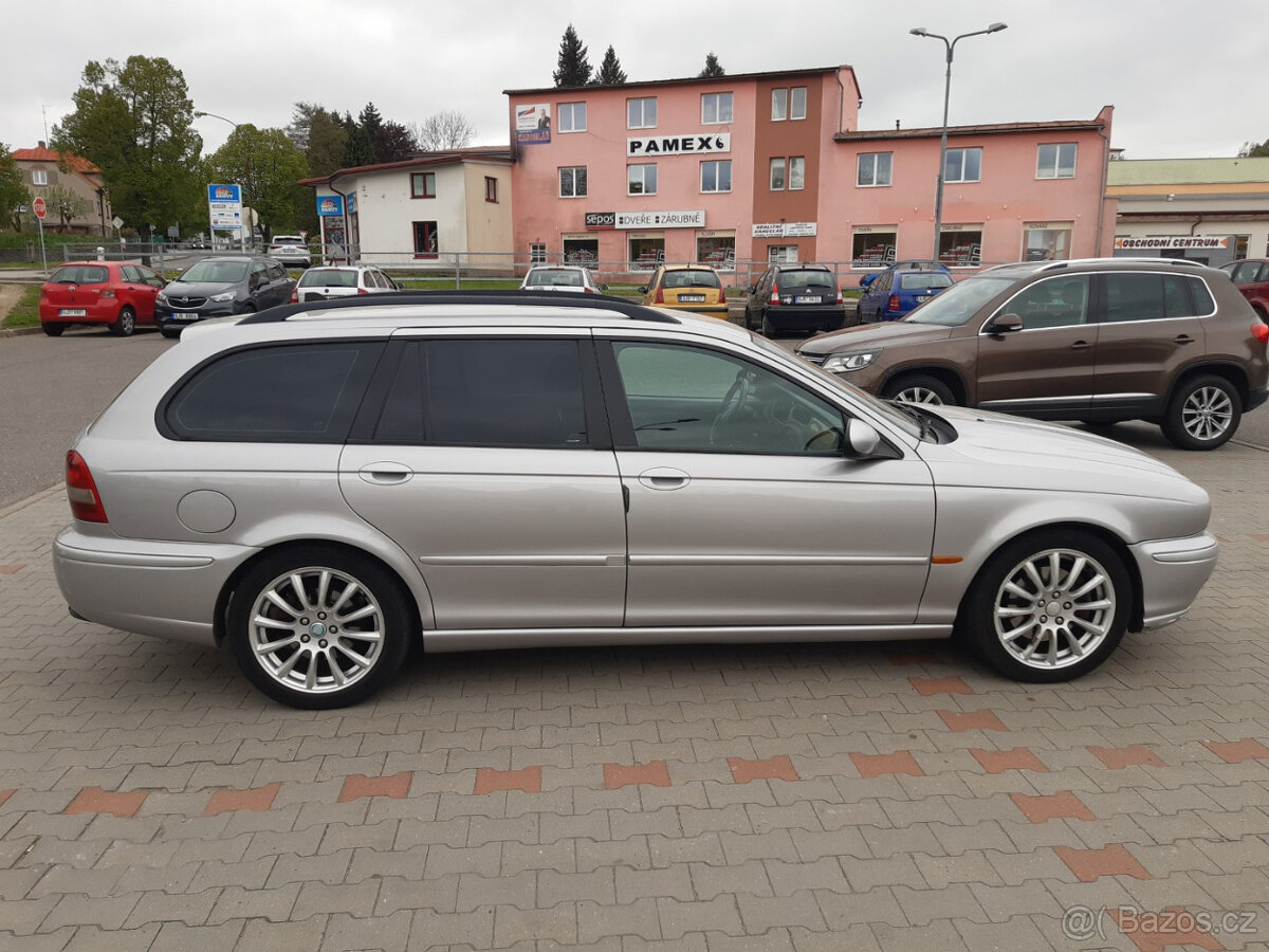 JAGUAR X-TYPE 2.0 kombi manuál - 152 000 km - 4