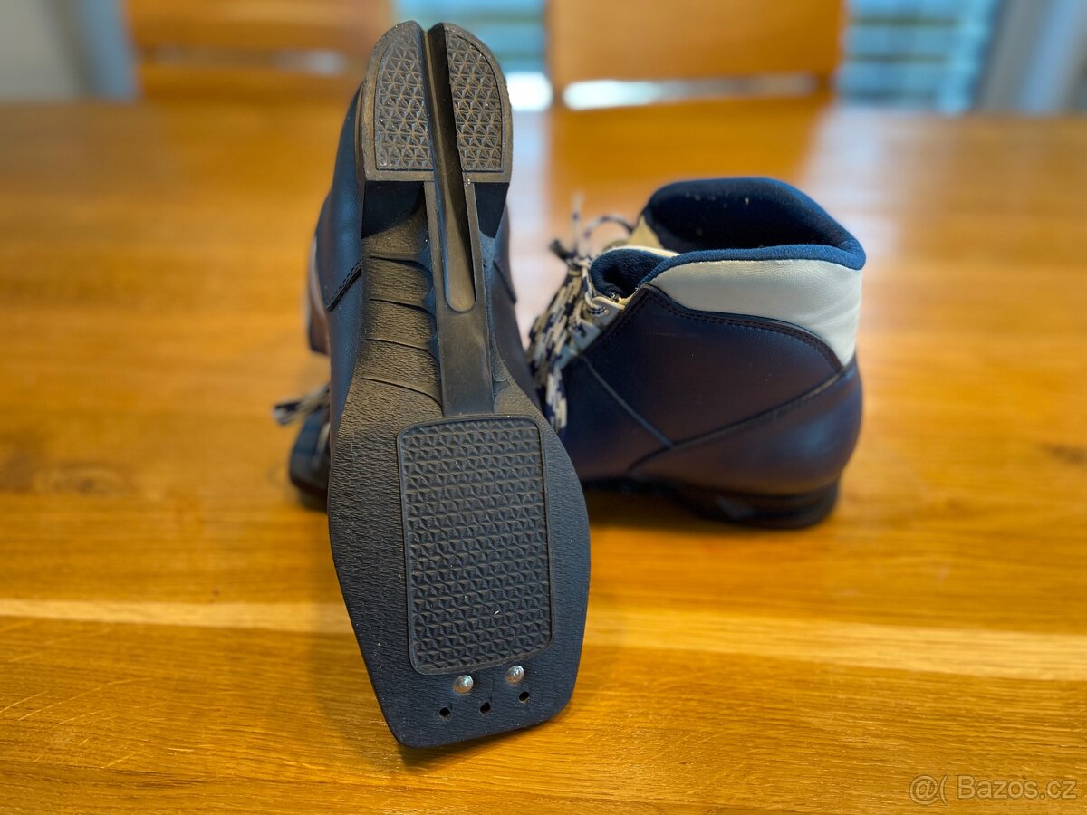 Prodám boty na běžky Botas vel. 40 - 4