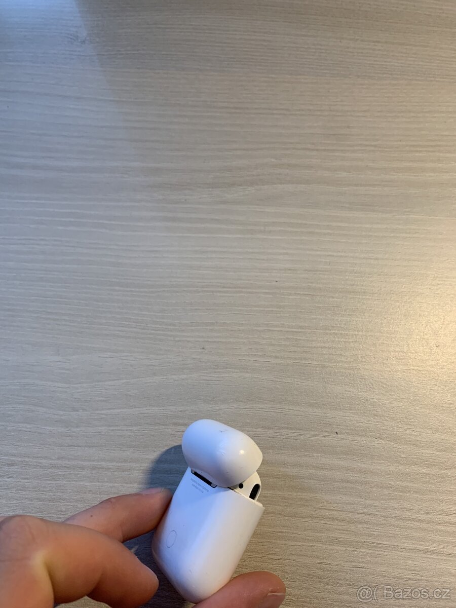 Apple AirPods 2019 - 4