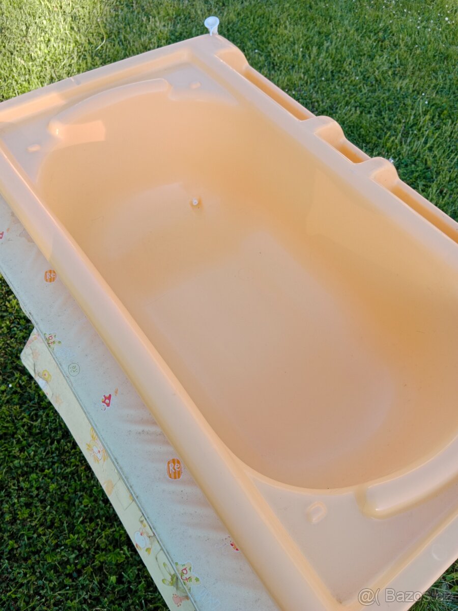 Přebalovací pult s vaničkou daruji - 4