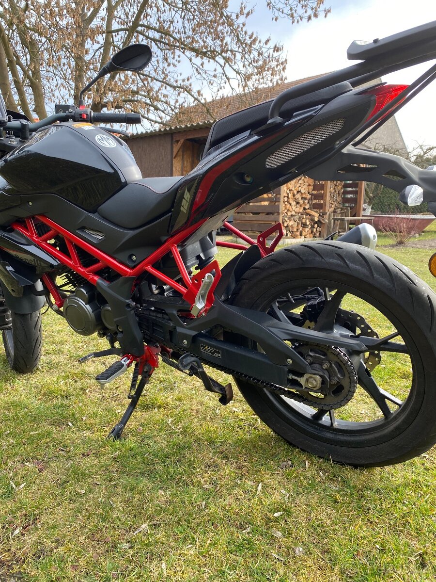 Benelli bn 125 - 4