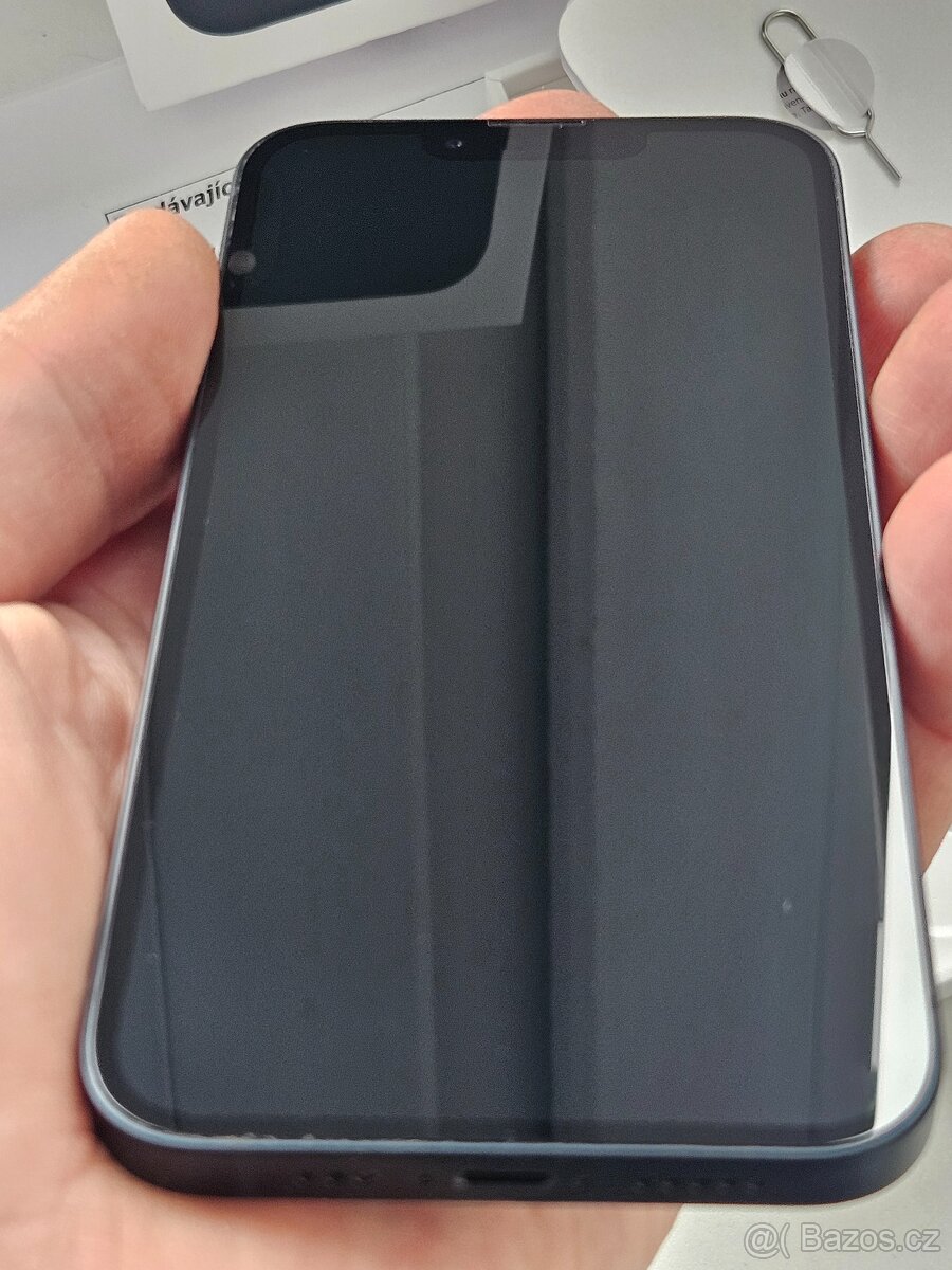 iPhone 13 128 GB inkoustově černý - 4
