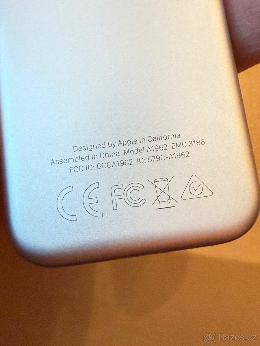 Apple TV ovladac - 4