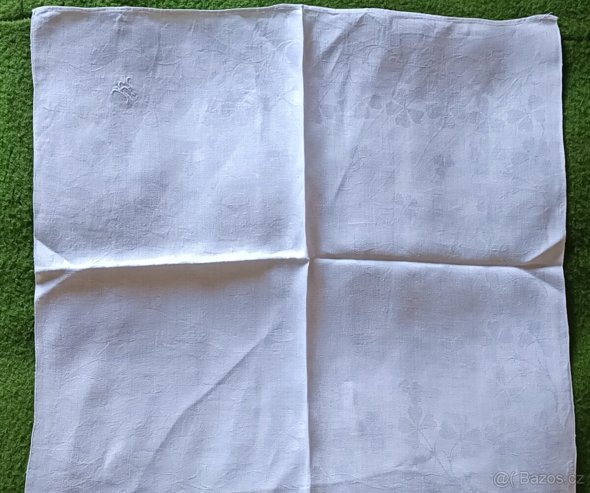 Ubrousky bílé - 4