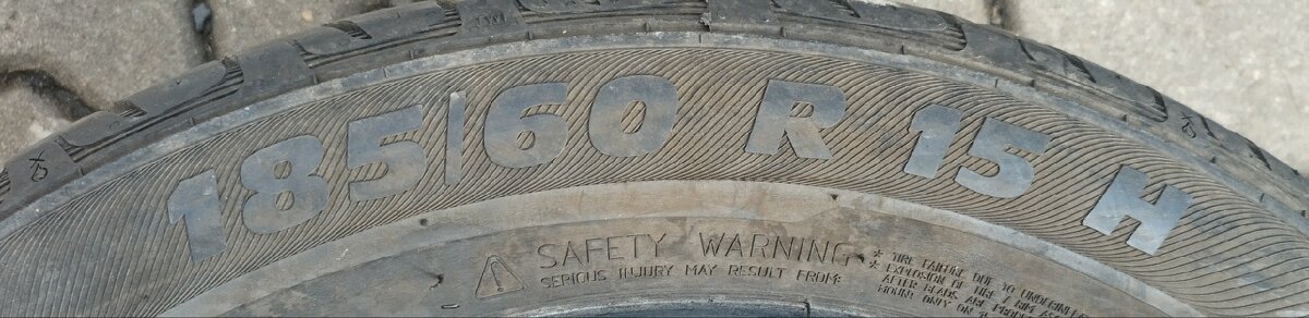 185/60 R15 - Semperit Comfort-Life 2 - 4