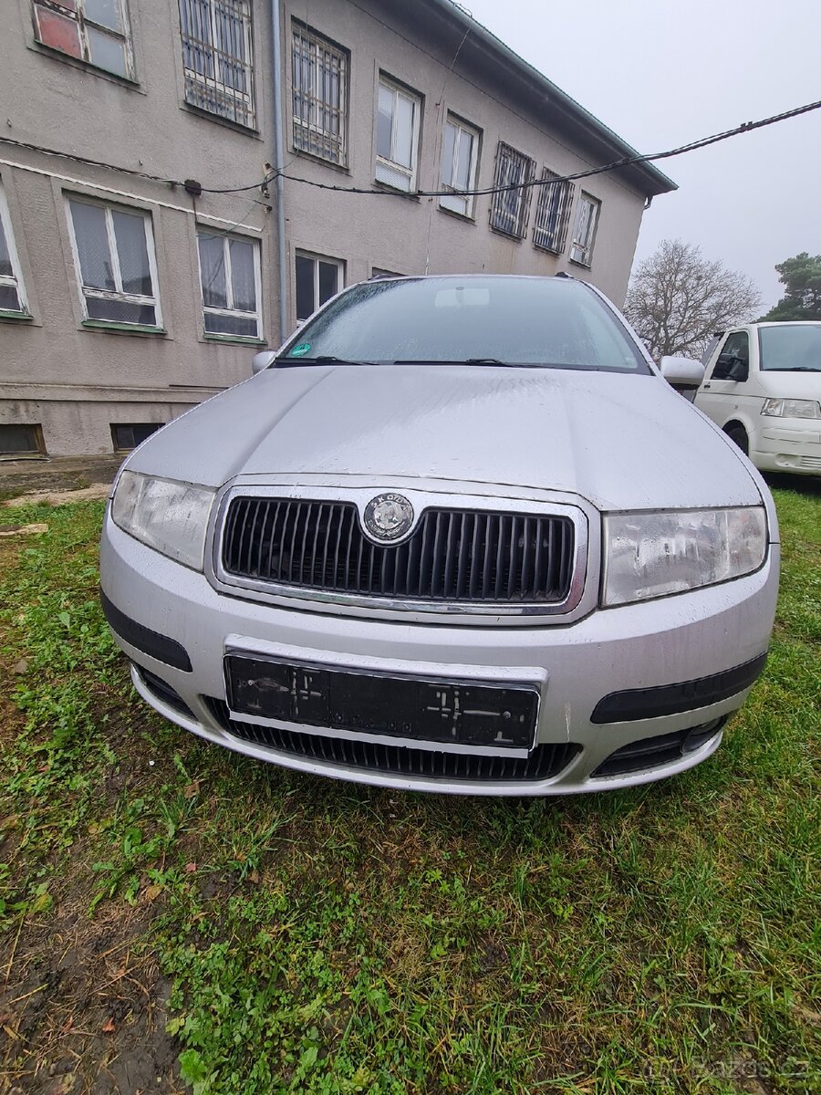 ŠKODA FABIA 1 - 1.4 16v 59kW Benzín - Sportline - 4