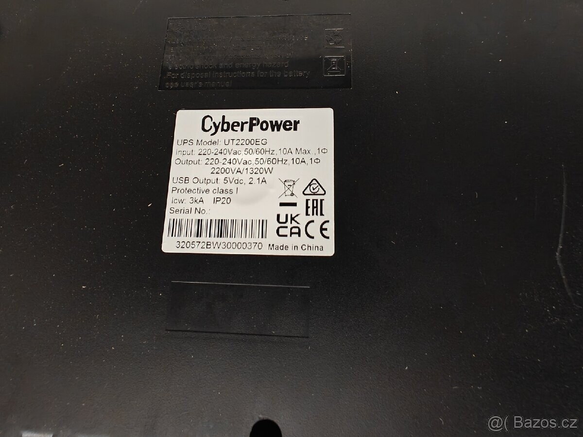 Záložní zdroj CyberPower UPS - 4