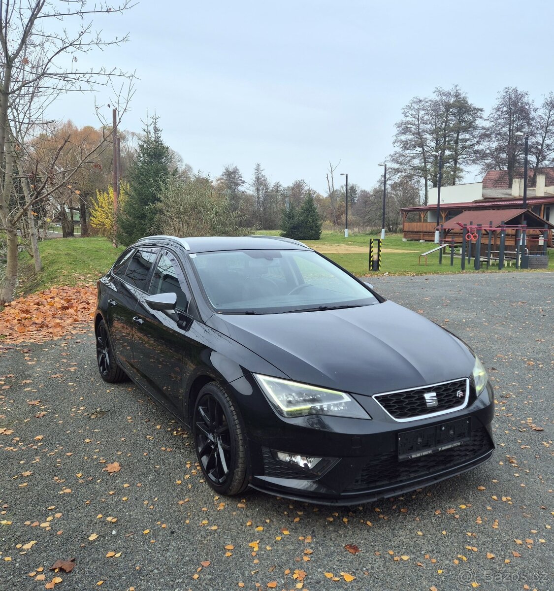 Seat Leon 1.4TSI FR,LED,plná historie - 4