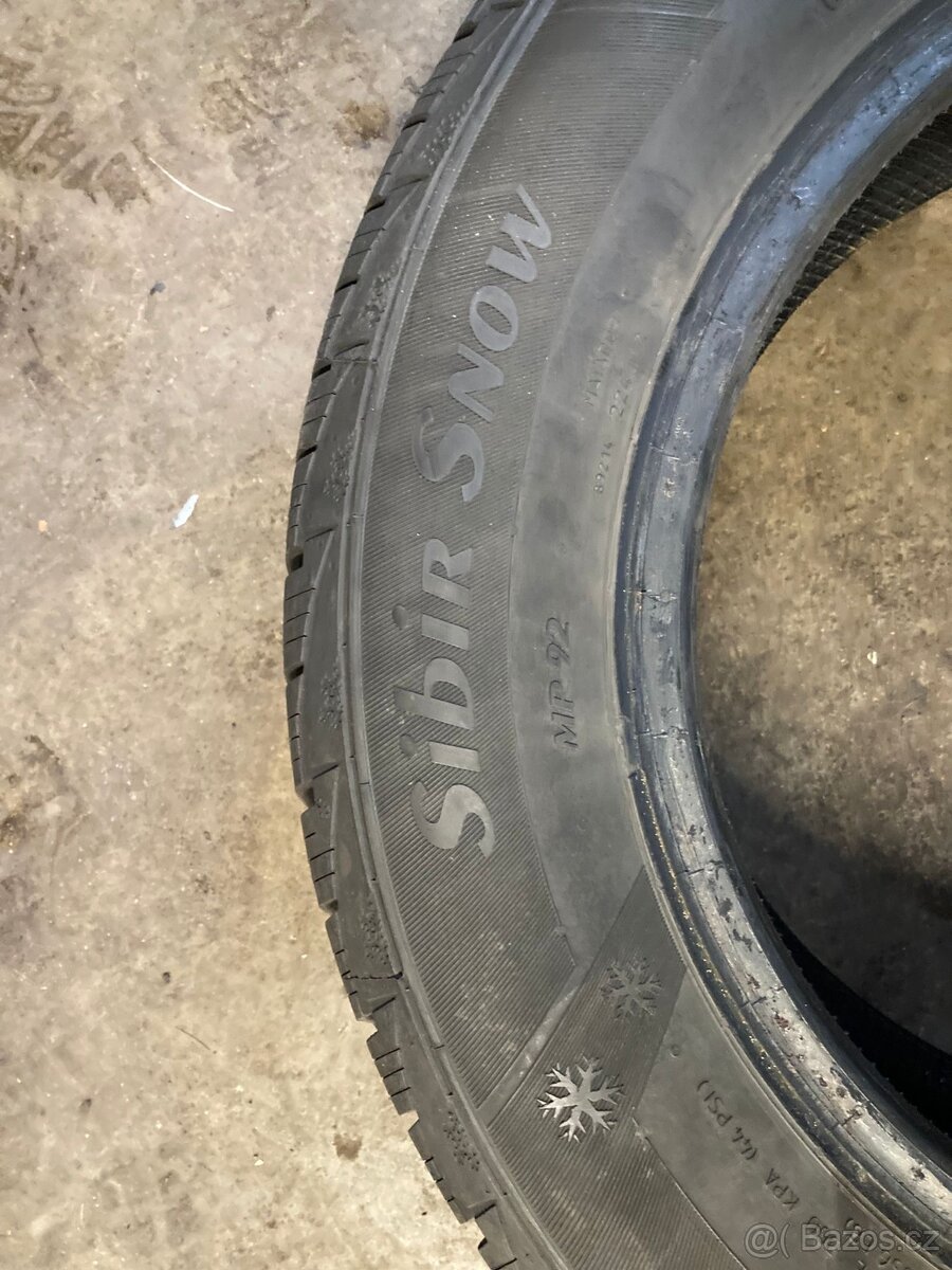 Zimní pneu 195/65 R15 T - 4