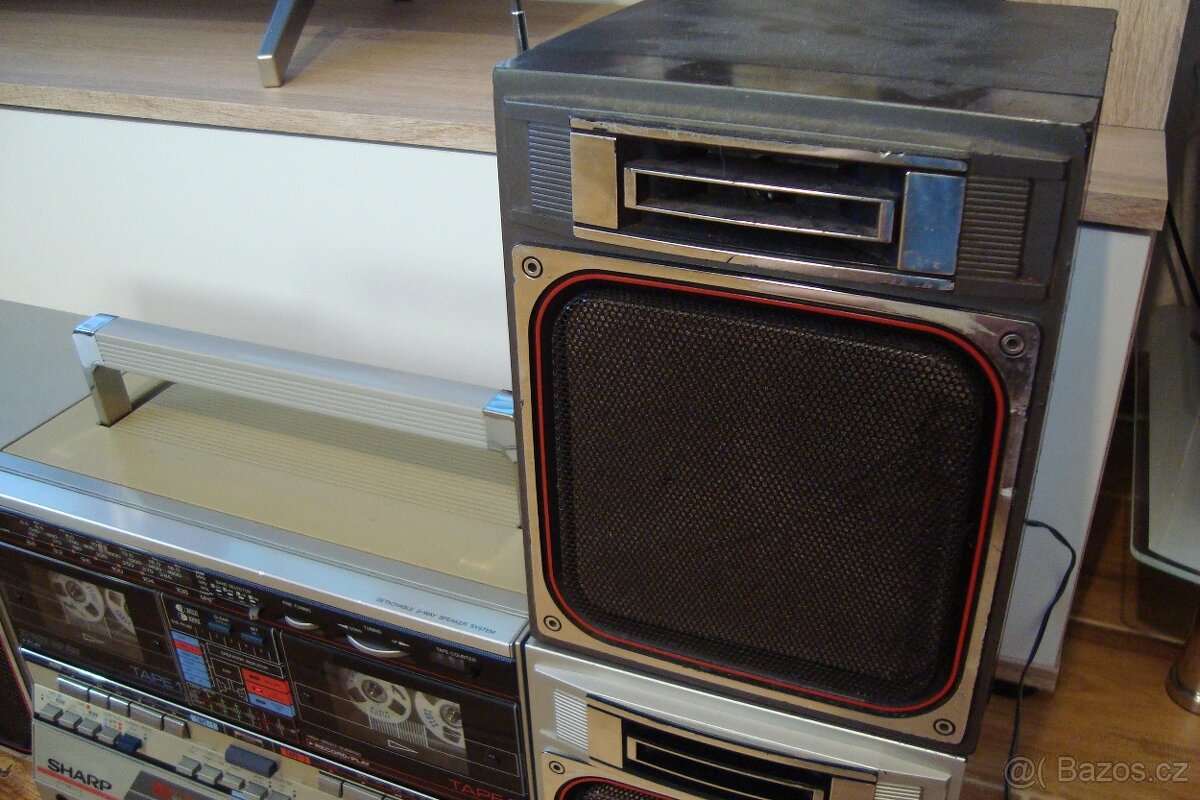 Radiomagnetofon Sharp GF-800-koupím repro - 4