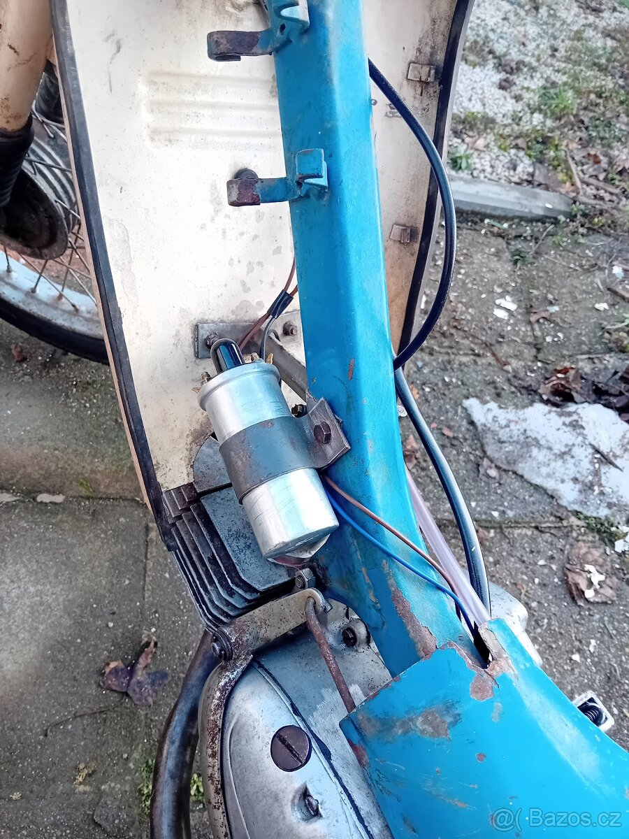 Prodam jawa 21+díly - 4