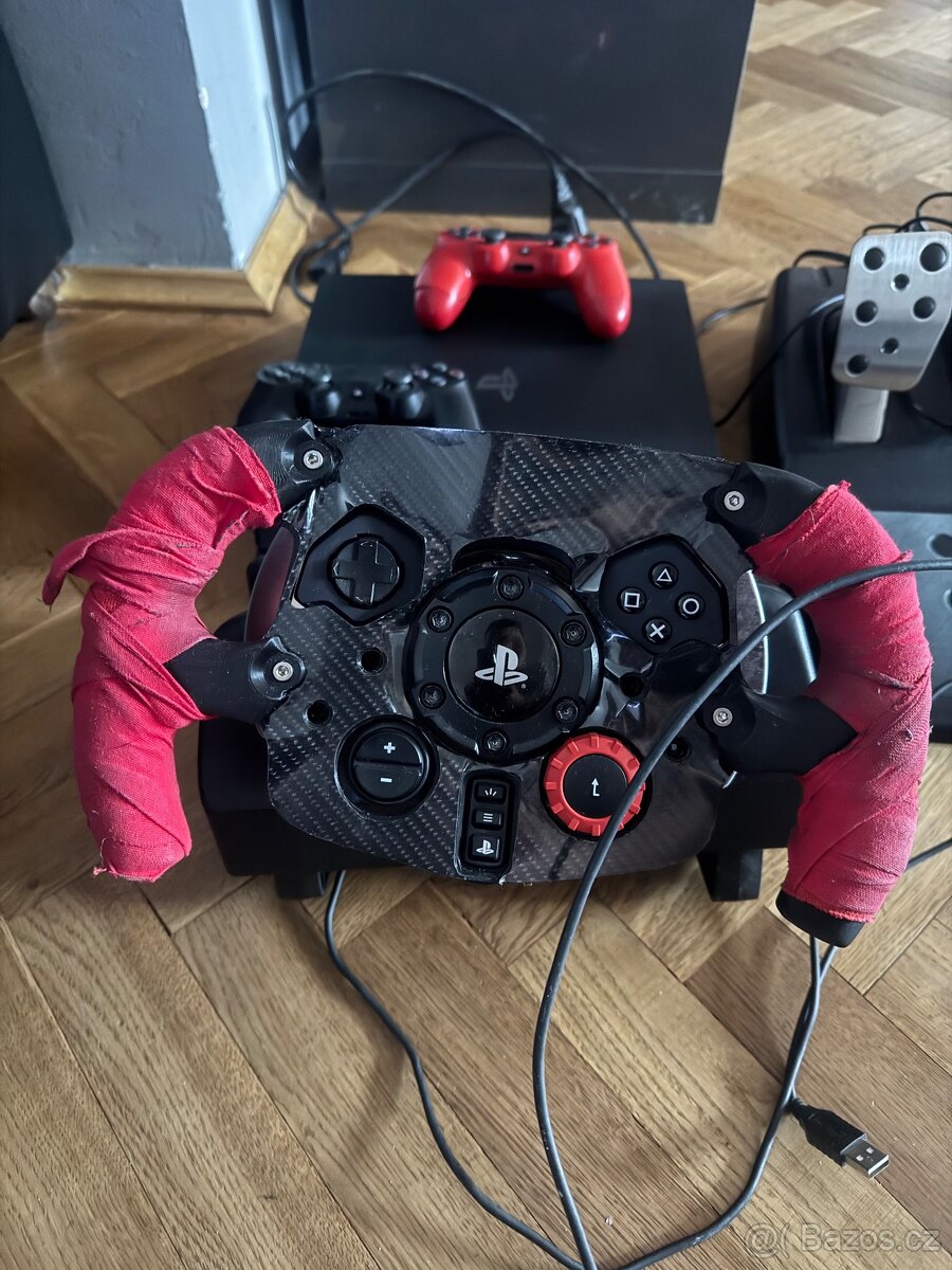 PS4 pro Volant G29 - 4