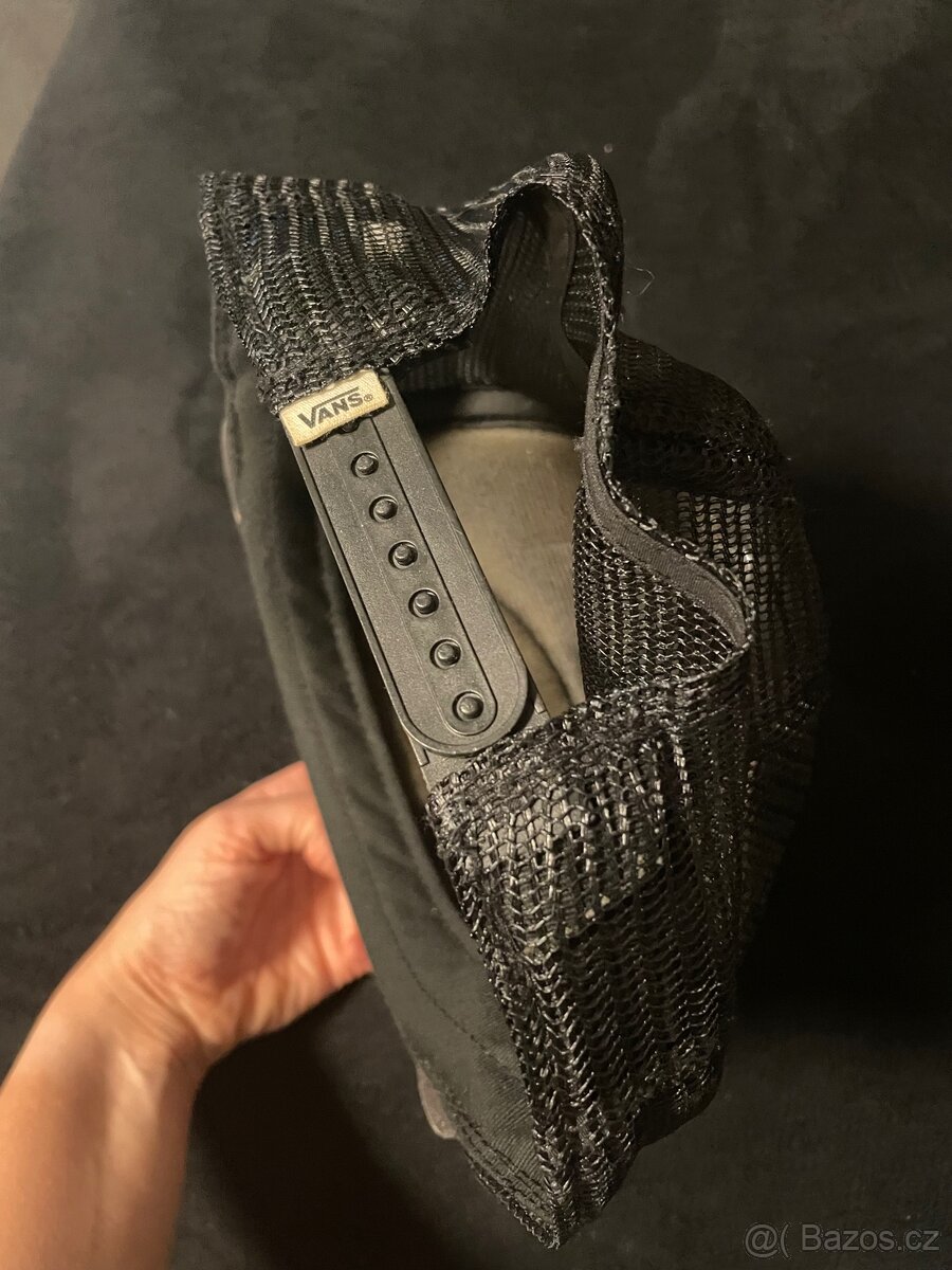 Černá kšiltovka Vans - 4