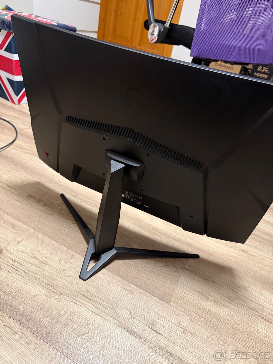 Herní monitor MSI Optix G27CQ4 ( - 4