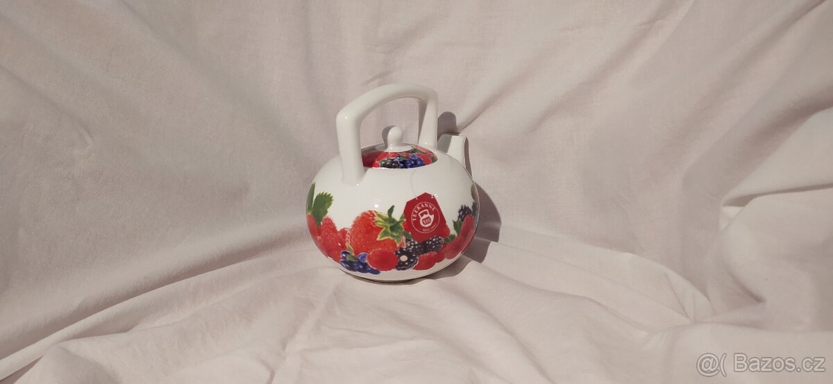 Porcelánová konvička na čaj - 4