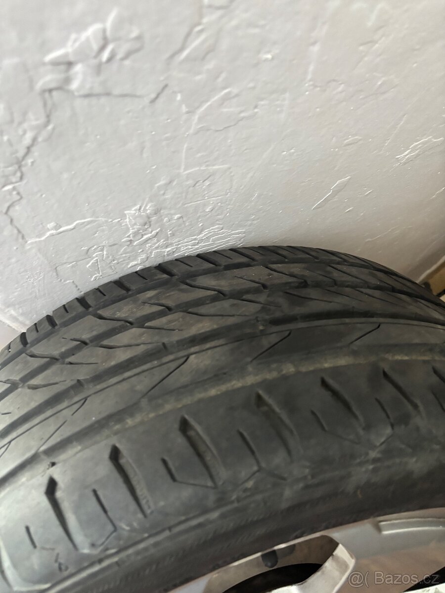 Audi 235/45 R17 letní sada - 4