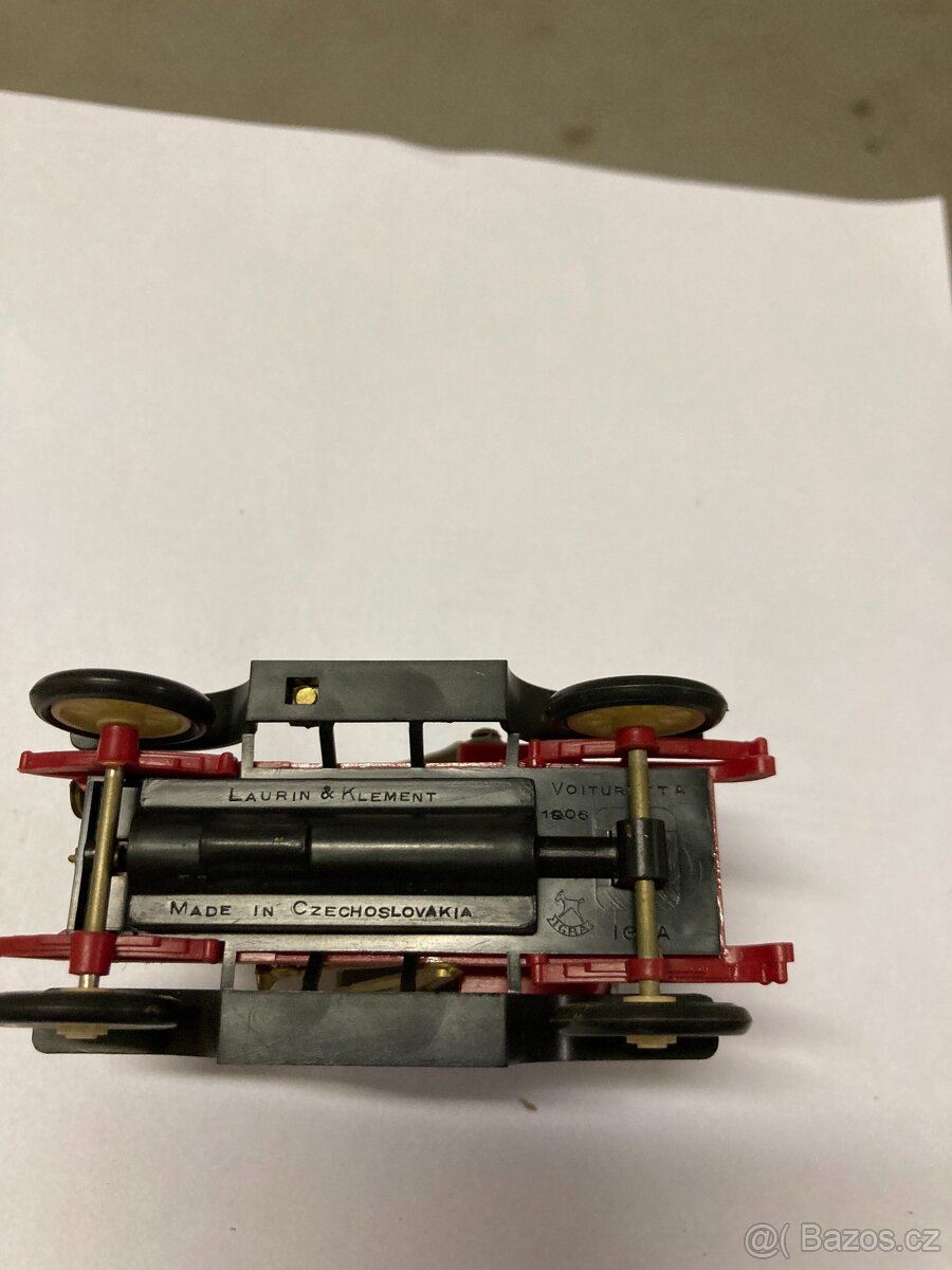 modely aut 10 - 4