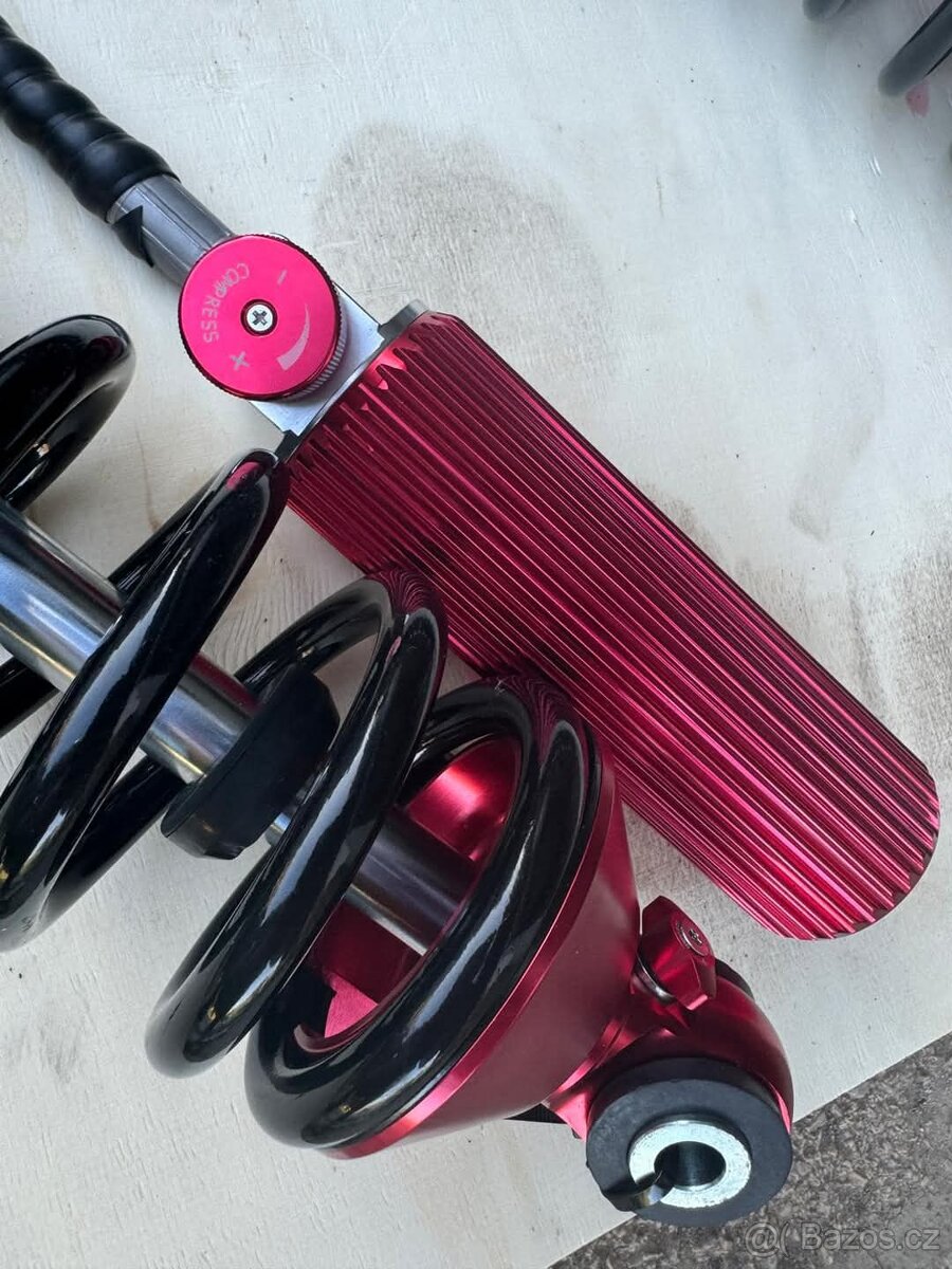 Coilover tlmiče 2.5 12"