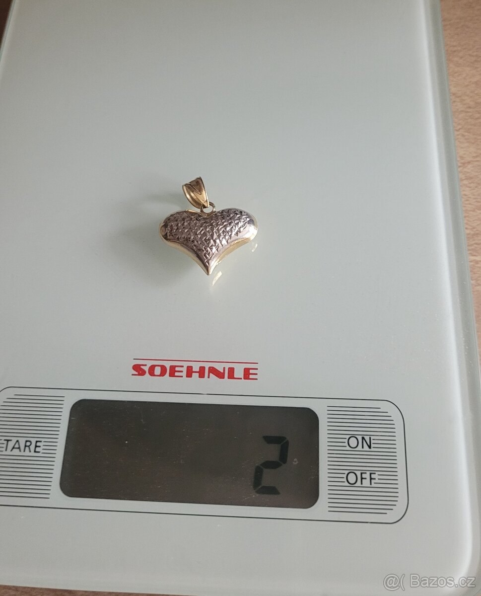 Zlatý náhrdelník - 4