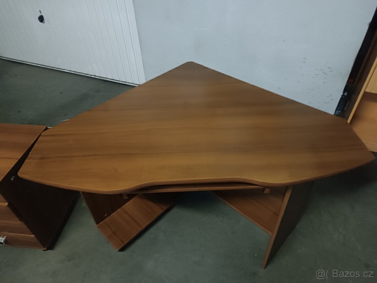 DOVOZ MOŽNÝ rohový stůl s nástavcem možno kontejner. - 4