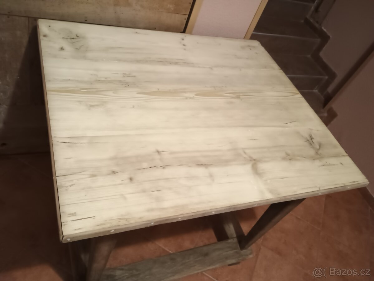 starý stůl po renovaci - 4