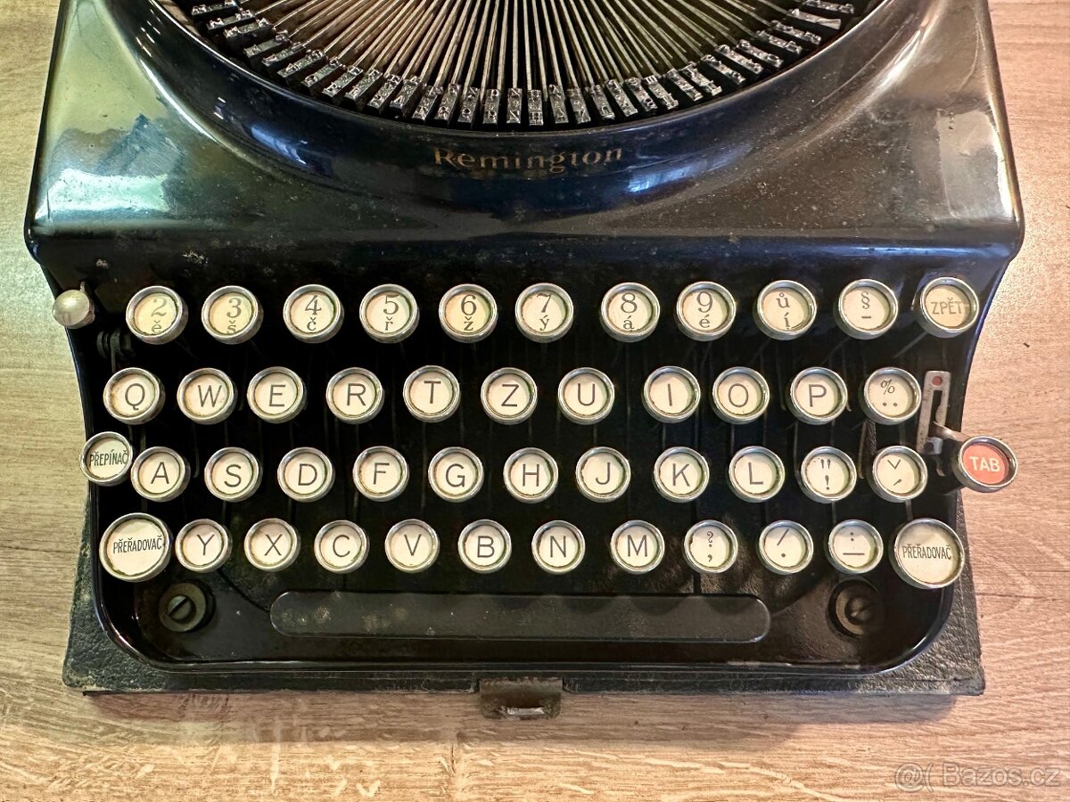 Psací stroj Remington - 4