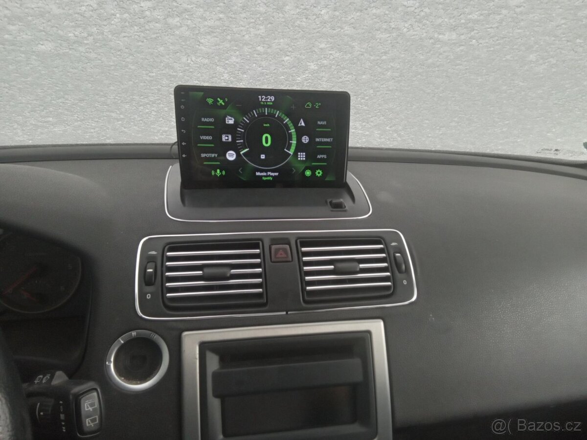 Prodám Volvo V50 2,4 D5 132kW - 4