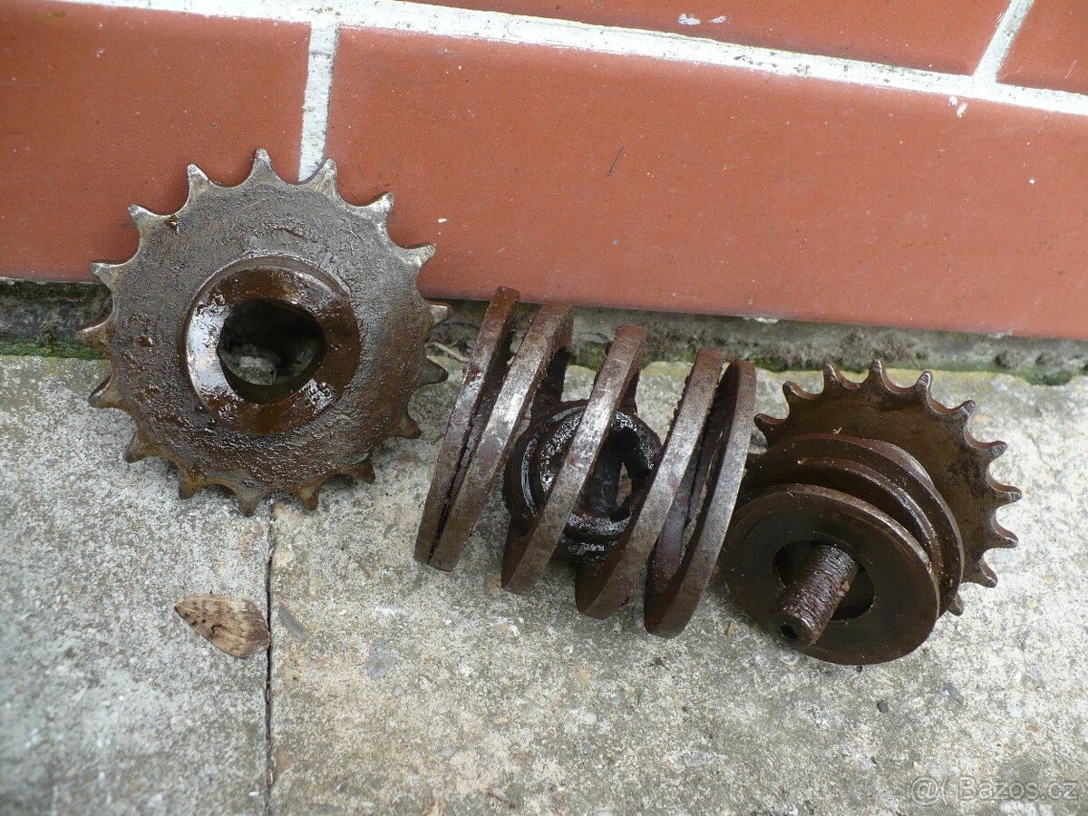 NSU MOTOR + PŘÍSLUŠENSTVÍ - 4