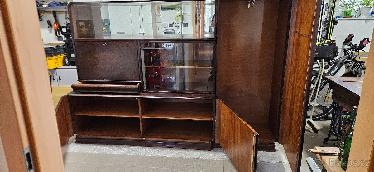 Starožitná stěna + stůl a židle - 4