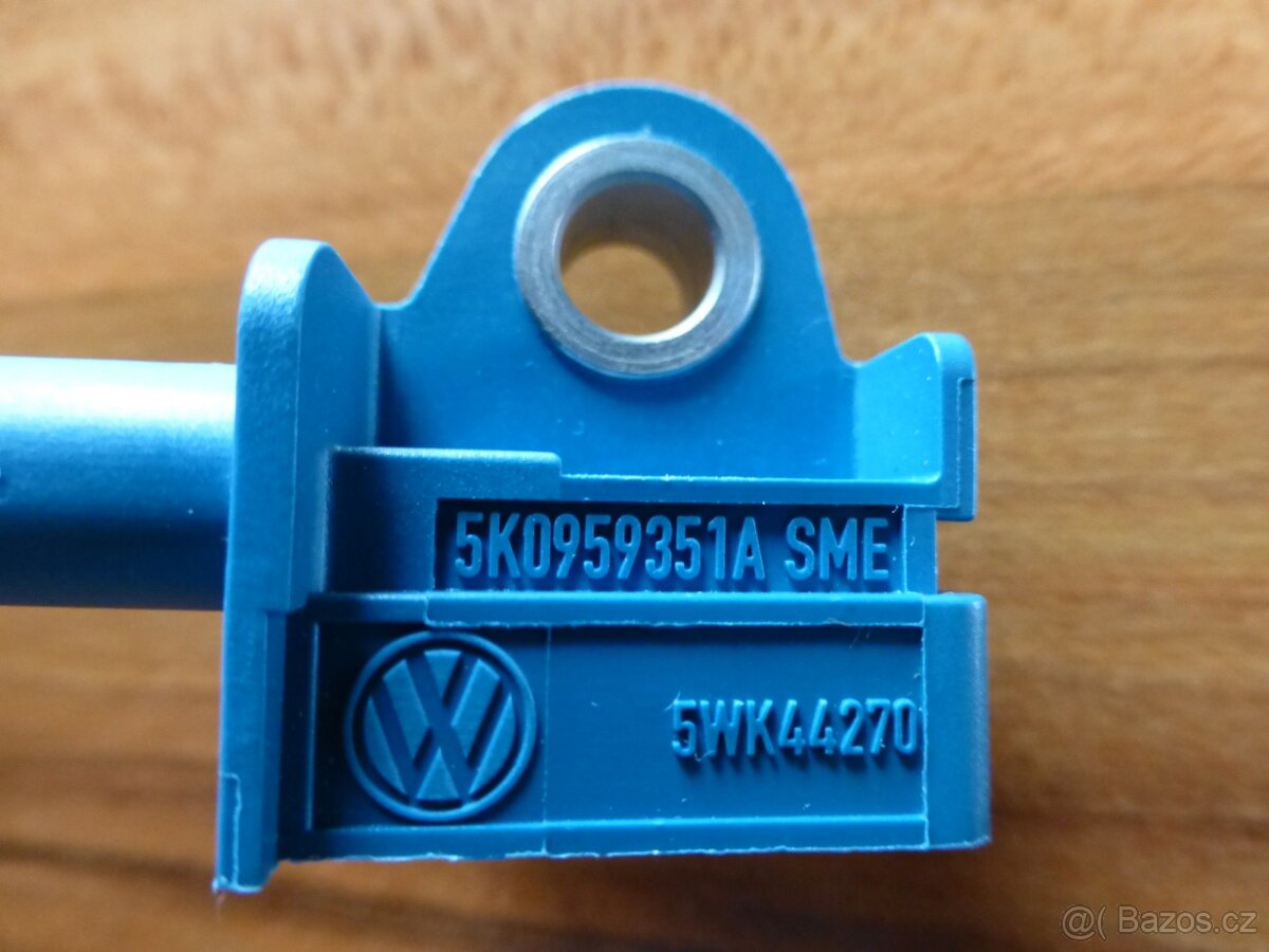 Čidlo příčného zrychlení 5K0959351A - 4