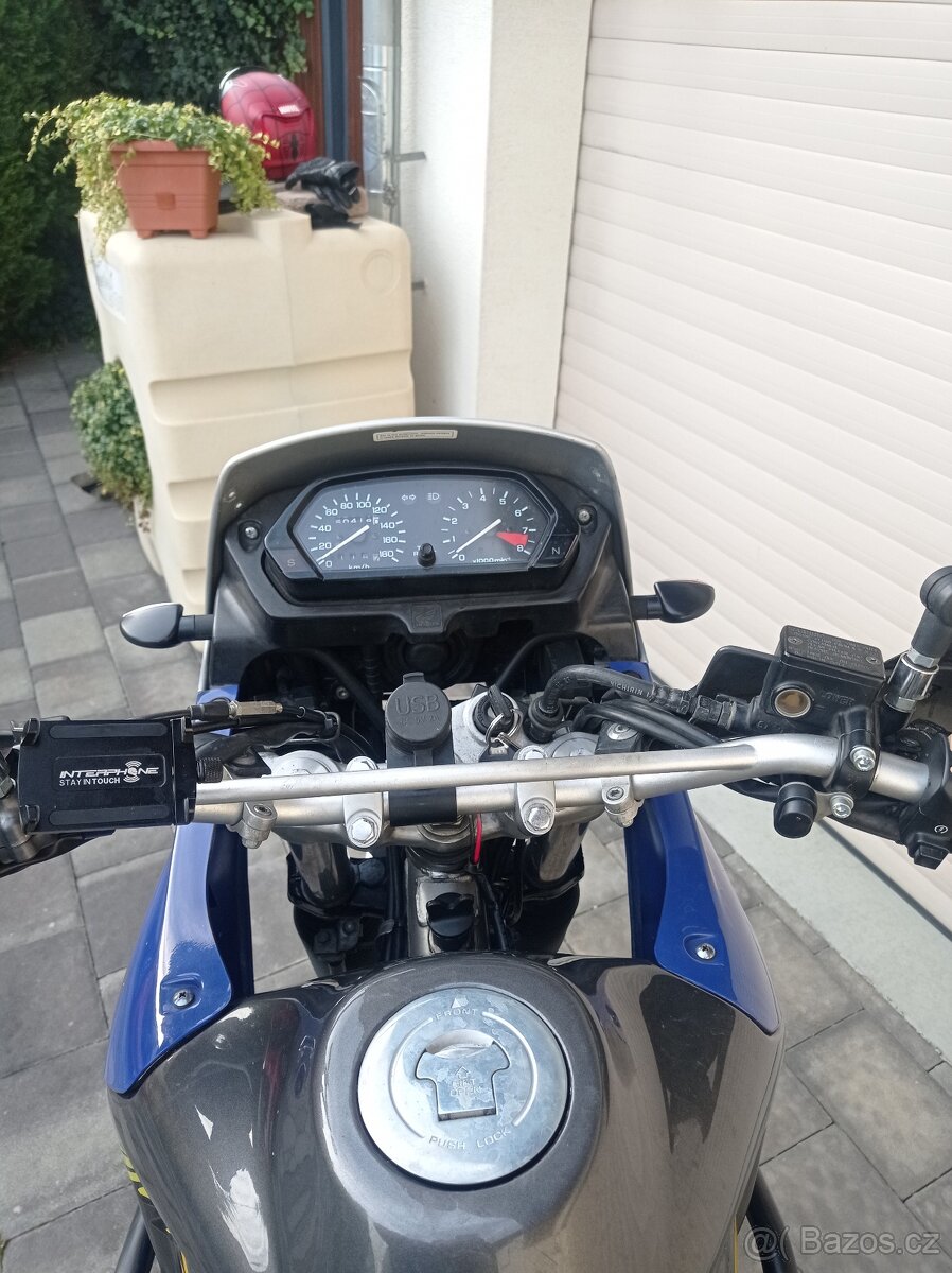 Honda NX 650 Dominator