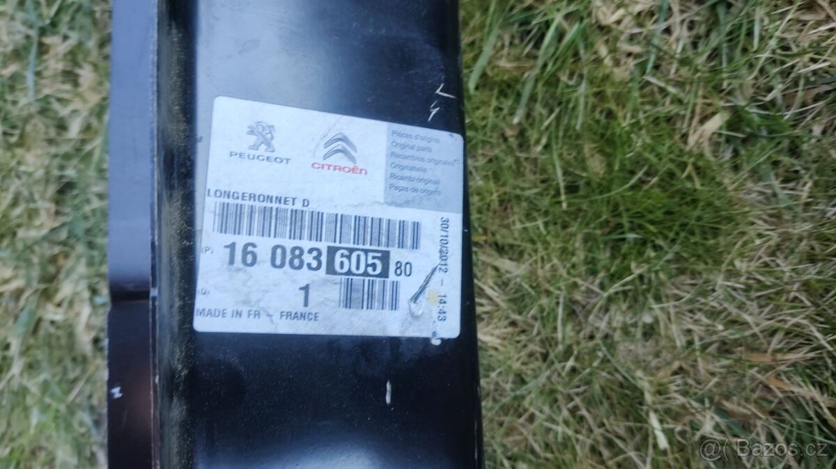 Peugeot 301 - nosnik, Toyota Rav4 V 5 - zadna vystuha - 4