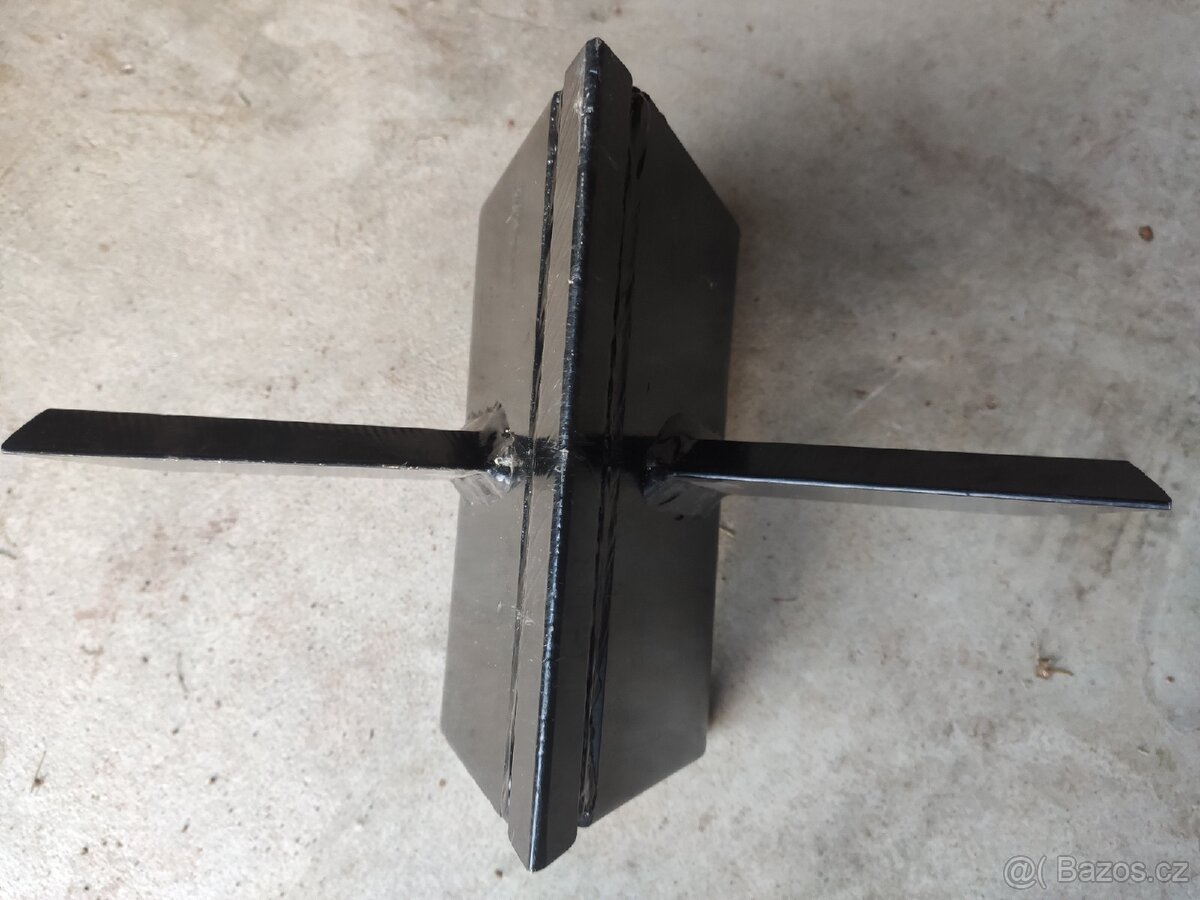 VARI Kříž štípací pro 16, 18 a 22 TON
- 4