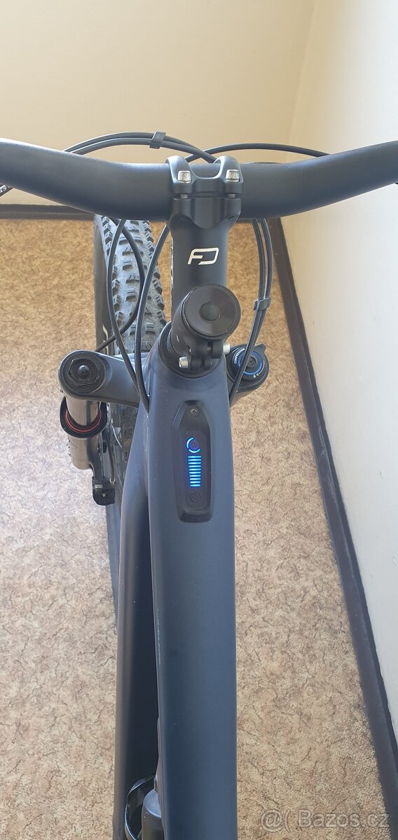 Elektrokolo Specialized turbo levo alloy - 4