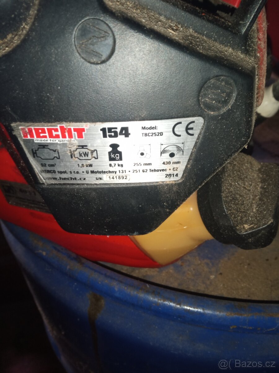 Prodám dva kusy křovinořezu hecht obsah 50 - 4