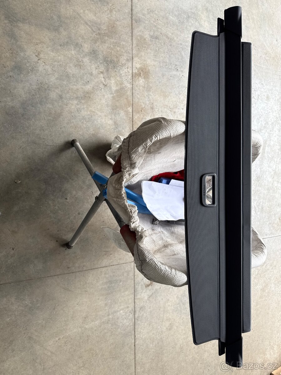 Škoda Fabia 2 Combi roleta do kufru 5J9.867.871 - 4