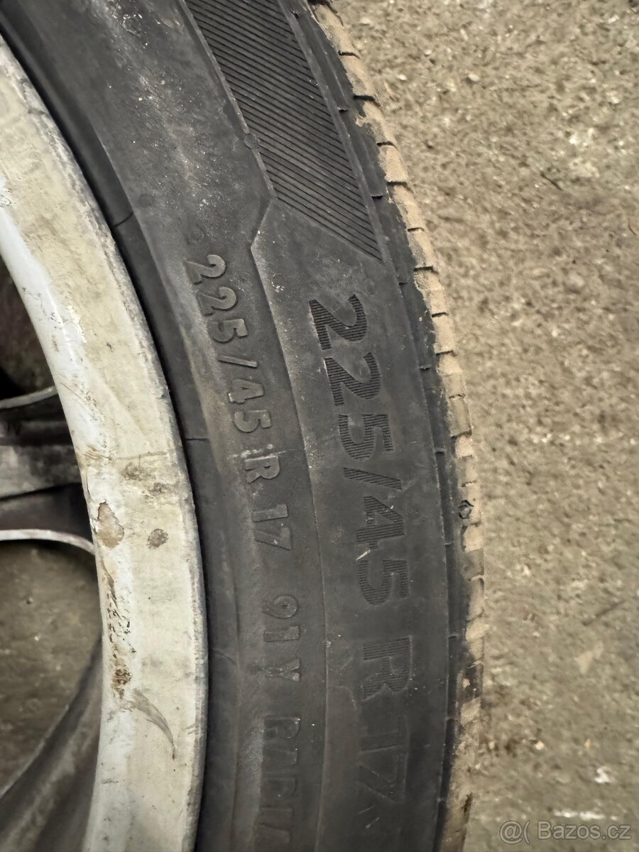 Mercedes-Benz 5x112 r17 - 4