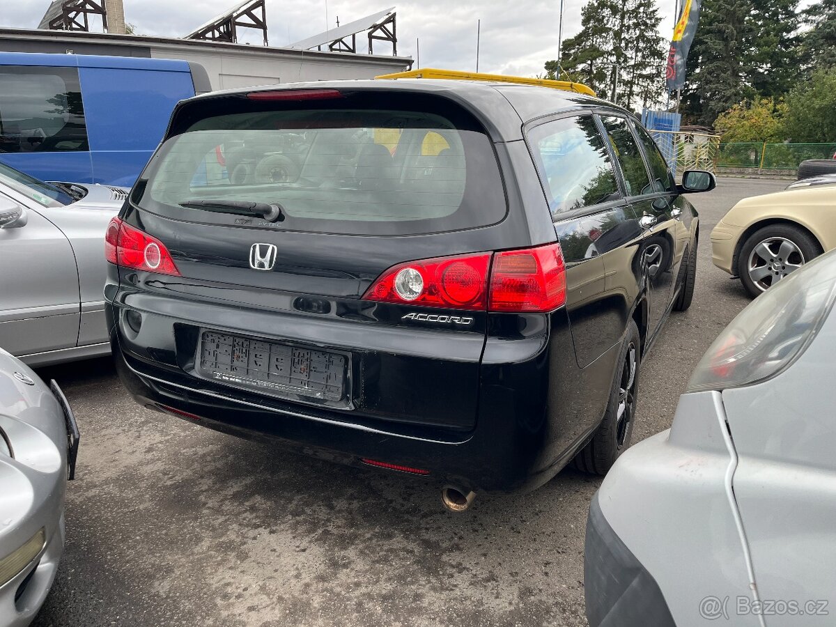Honda Accord kombi 2.0 VTEC - 4