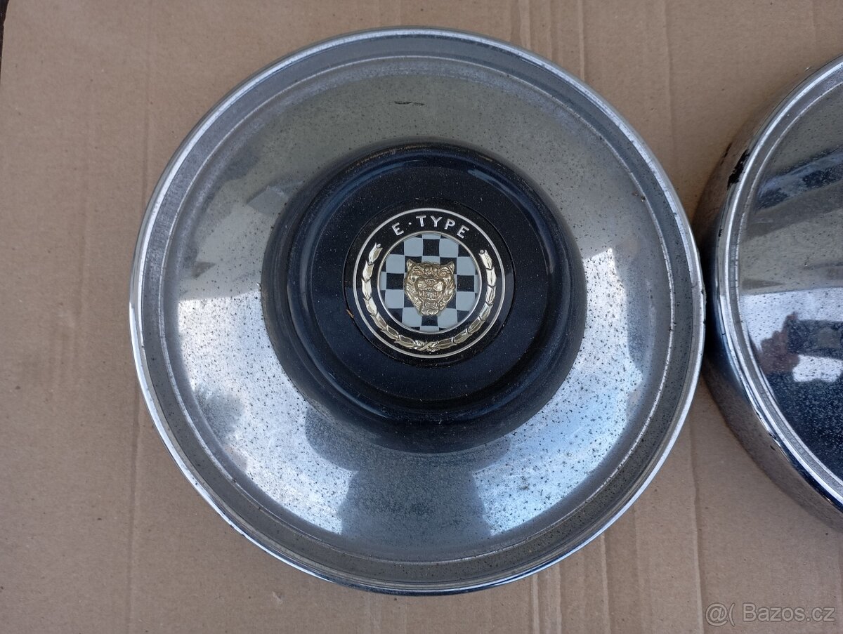 Středové ozdobné poklice,pokličky na Jaguar E type - 4