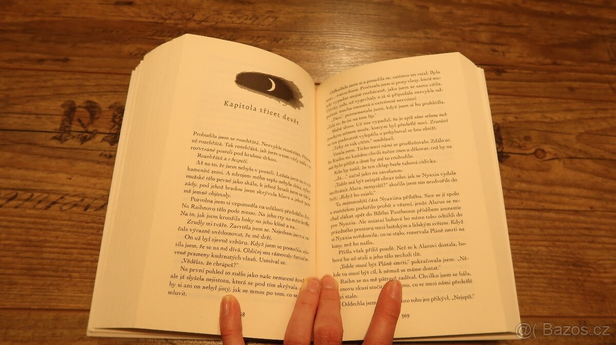 Zmije a křídla noci - Carissa Broadbent - 4